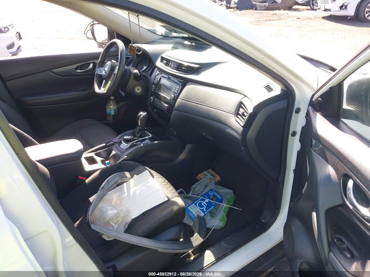2018 NISSAN ROGUE S · 5/11