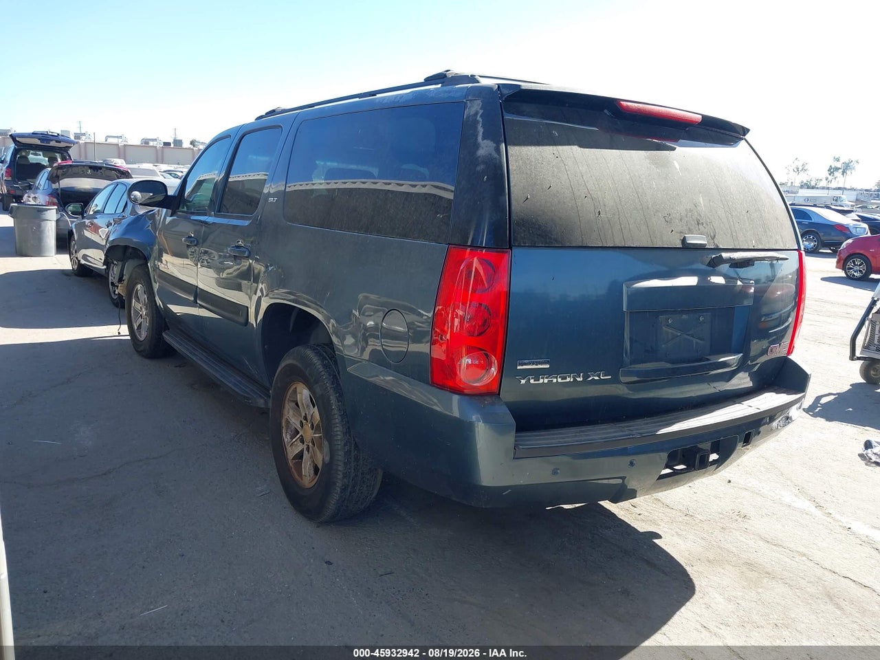 2008 GMC YUKON XL 1500 SLT · 3/11