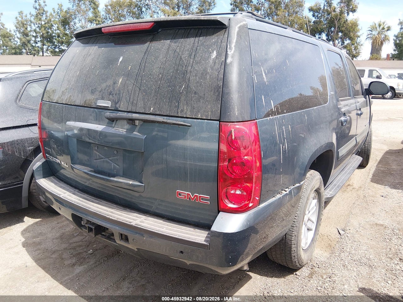2008 GMC YUKON XL 1500 SLT · 4/11