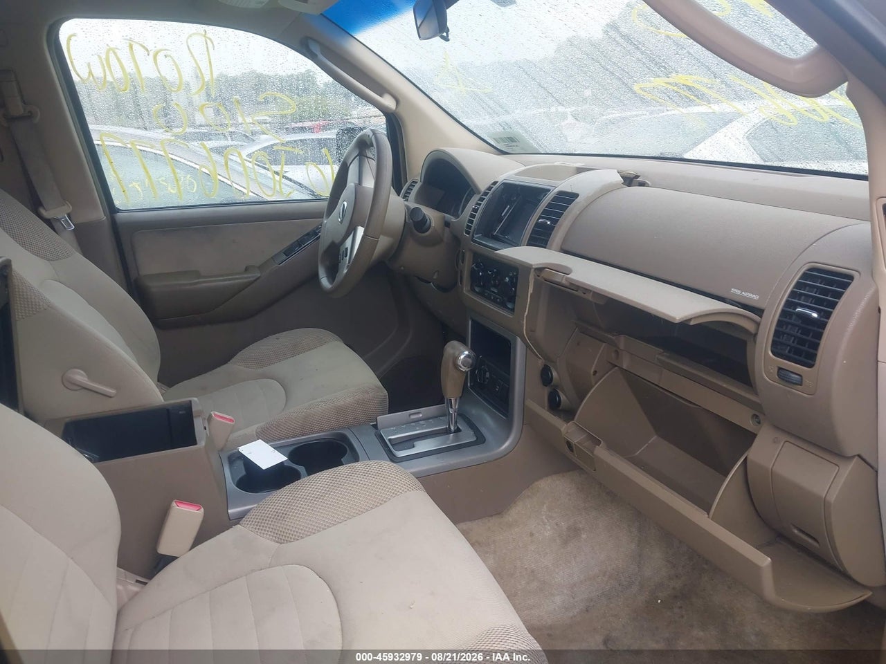 2005 NISSAN PATHFINDER XE · 5/10