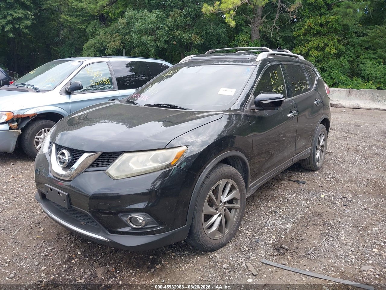 2015 NISSAN ROGUE SL · 6/10
