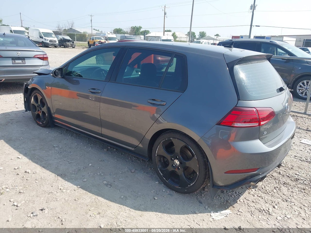 2018 VOLKSWAGEN GOLF R 2.0T W/DCC   NAVIGATION · 3/11