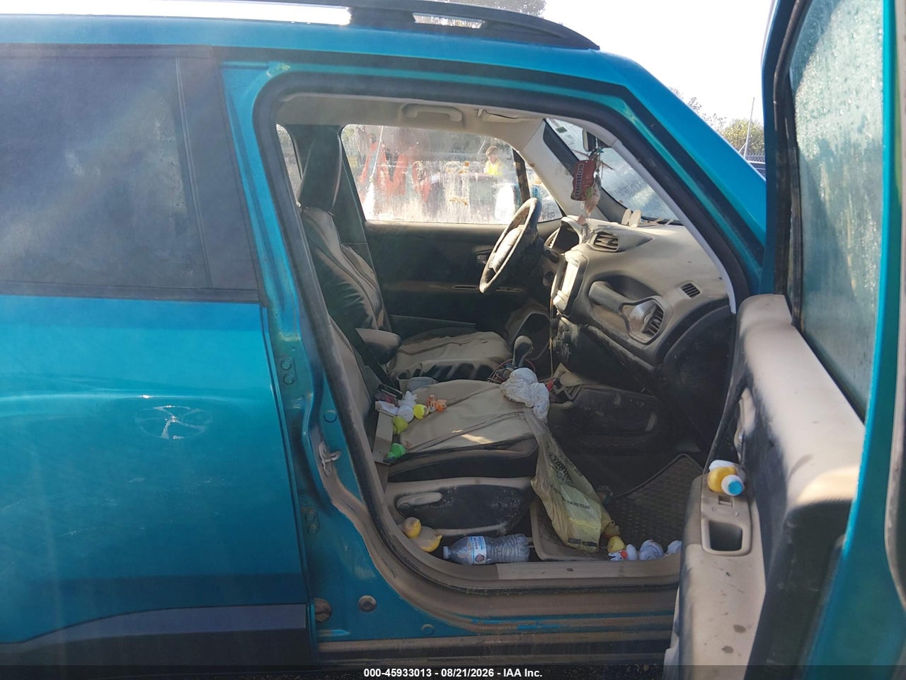 2020 JEEP RENEGADE LATITUDE 4X4 · 5/10