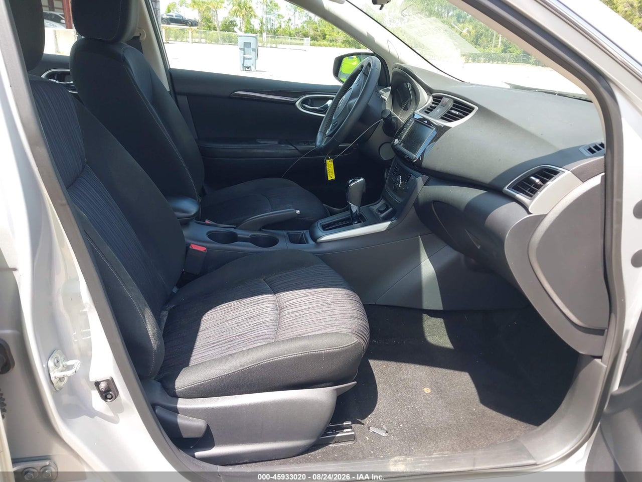 2019 NISSAN SENTRA SV · 5/11