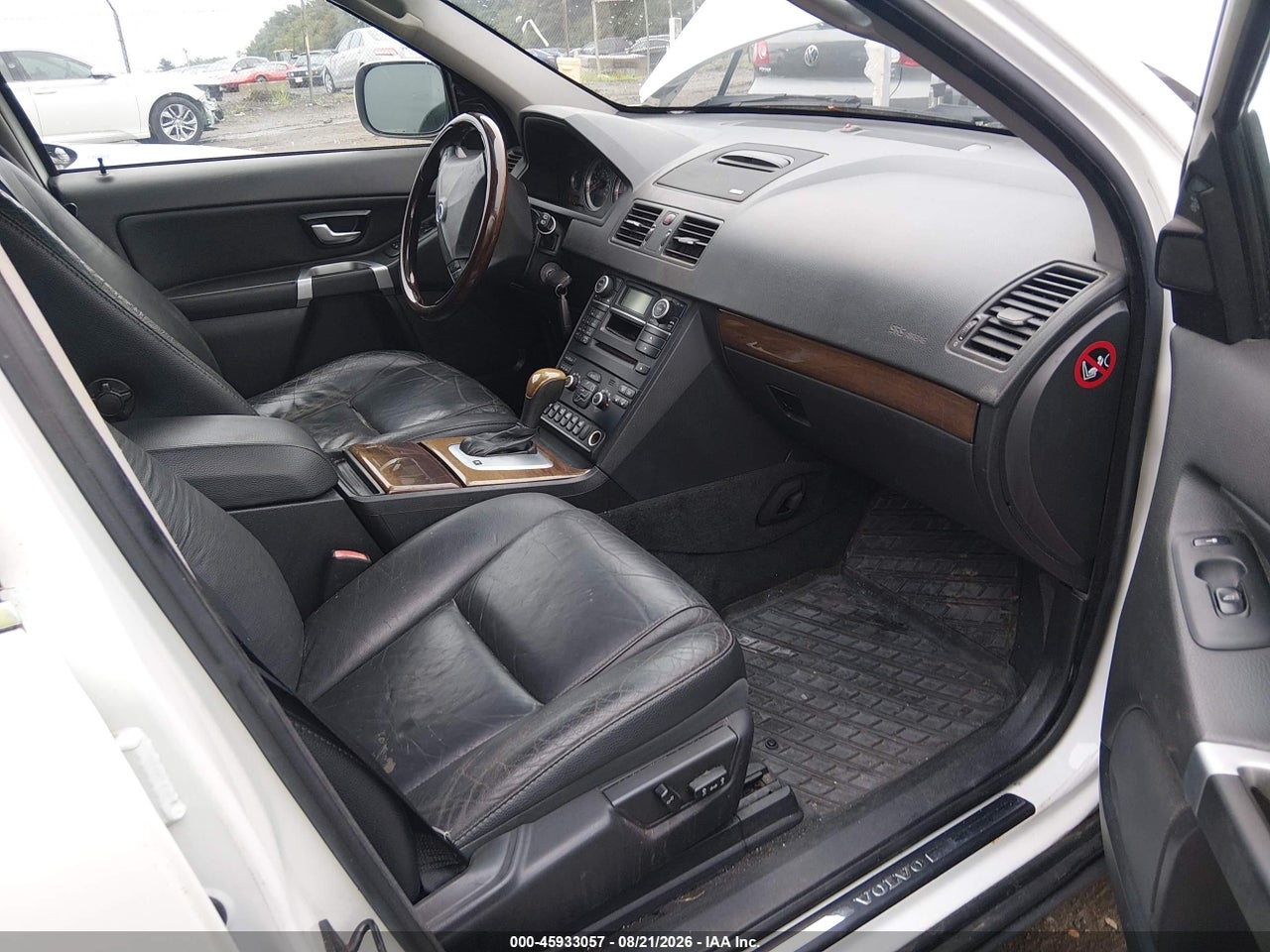 YV4952CZ9C1****** · 2012 VOLVO XC90 3.2 PLATINUM · 5/11
