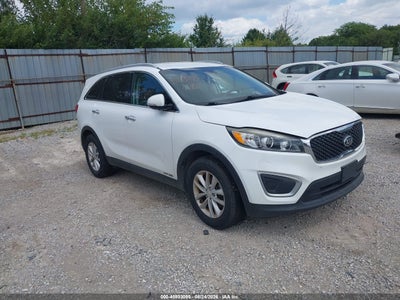5XYPGDA5XHG****** · 2017 KIA SORENTO 3.3L LX