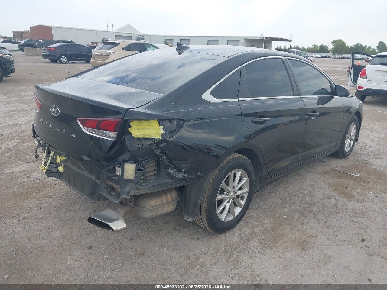 2019 HYUNDAI SONATA SE · 4/11