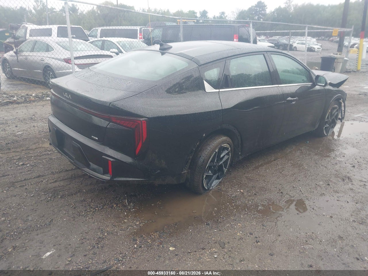 2025 KIA K4 GT-LINE · 4/11