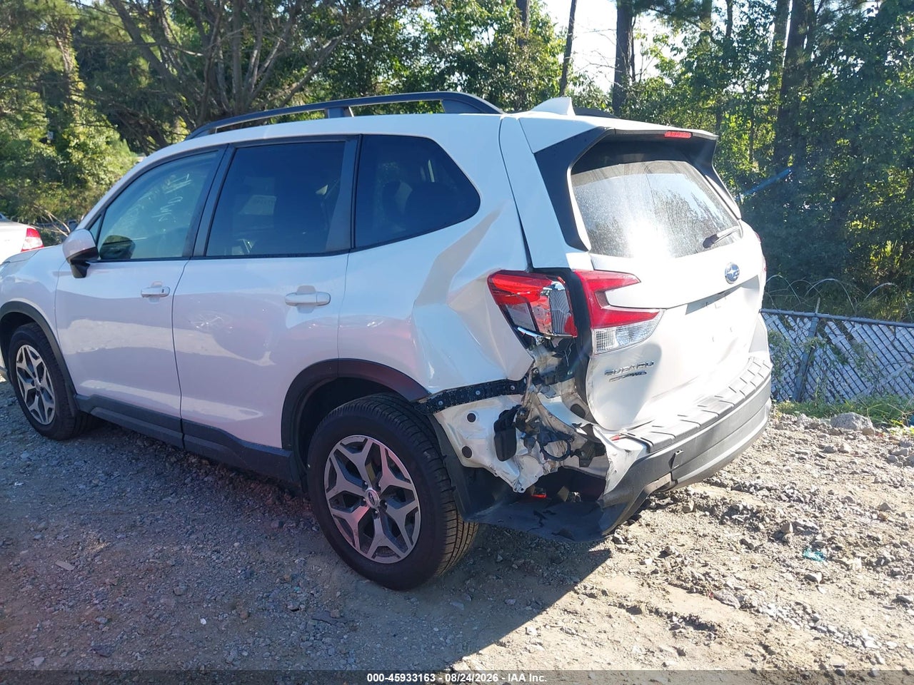 2020 SUBARU FORESTER PREMIUM · 3/11