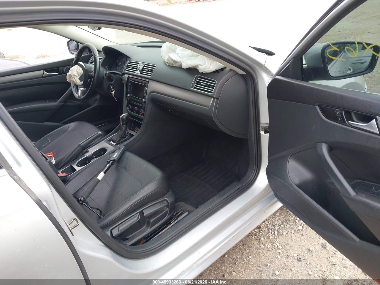 2014 VOLKSWAGEN PASSAT 1.8T SE · 5/11