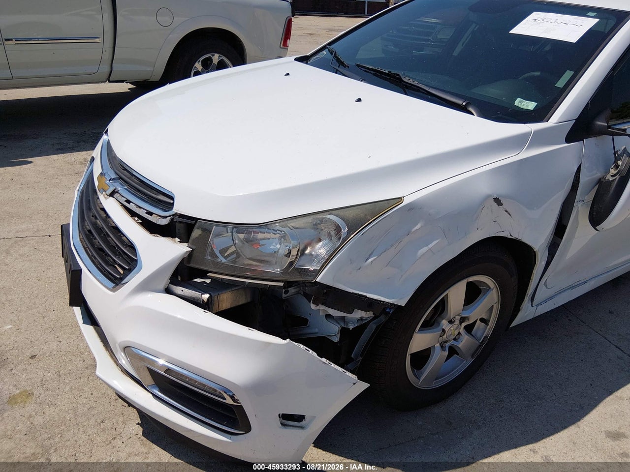 2015 CHEVROLET CRUZE 1LT AUTO · 6/11