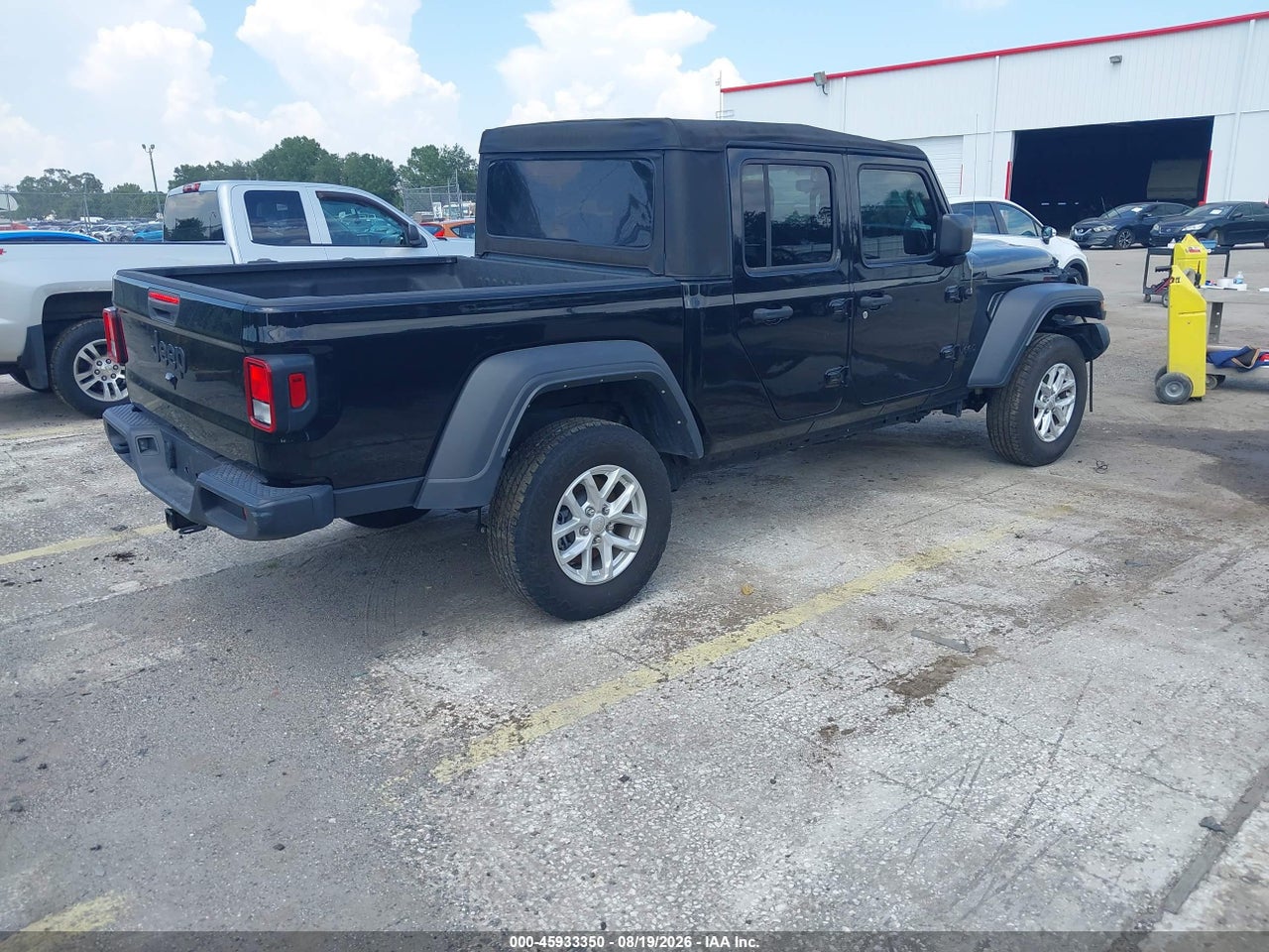2023 JEEP GLADIATOR SPORT S 4X4 · 4/11
