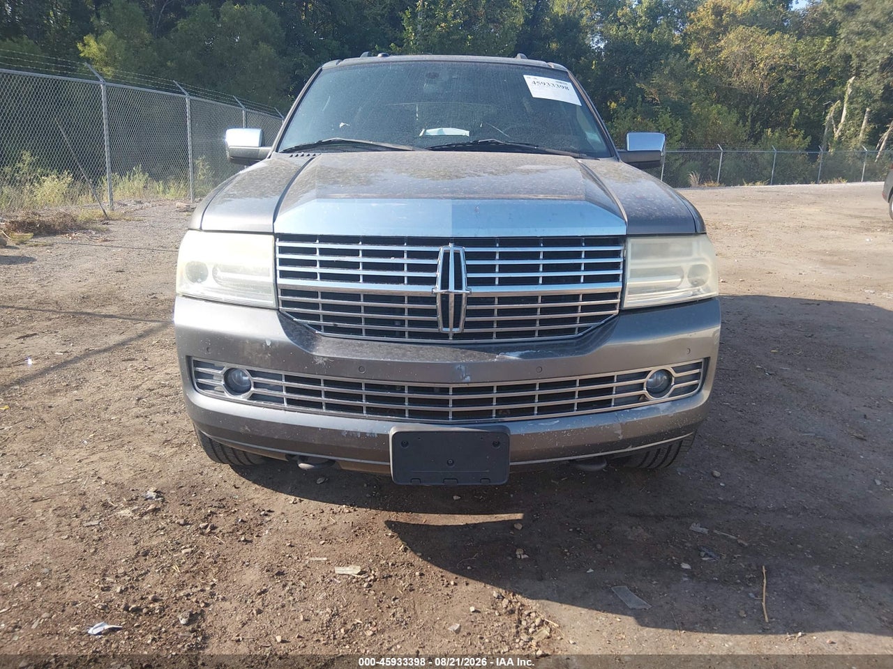 2010 LINCOLN NAVIGATOR · 6/11