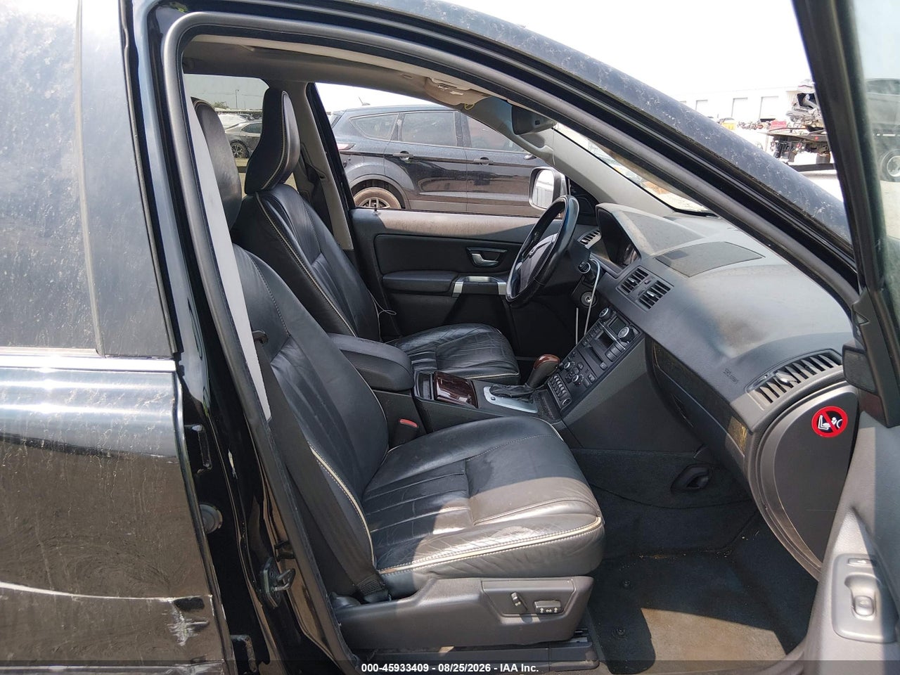 2013 VOLVO XC90 3.2/3.2 PLATINUM/3.2 PREMIER PLUS · 5/11