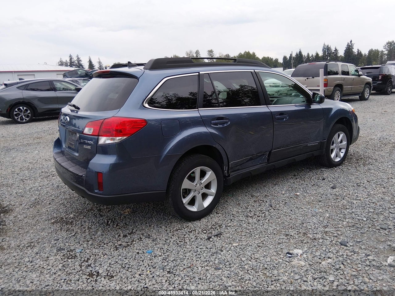 2014 SUBARU OUTBACK 2.5I PREMIUM · 4/11