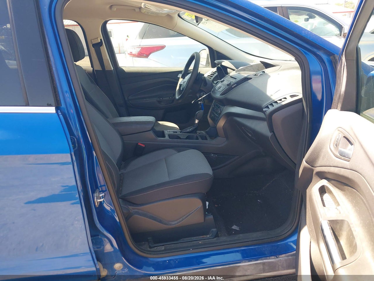 2017 FORD ESCAPE SE · 5/11