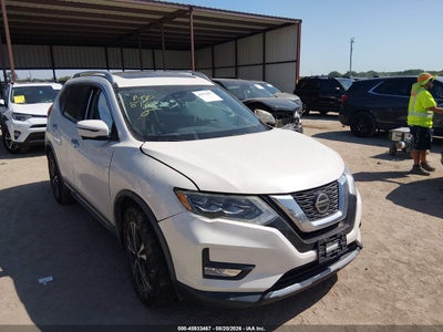 JN8AT2MT4JW****** · 2018 NISSAN ROGUE SL