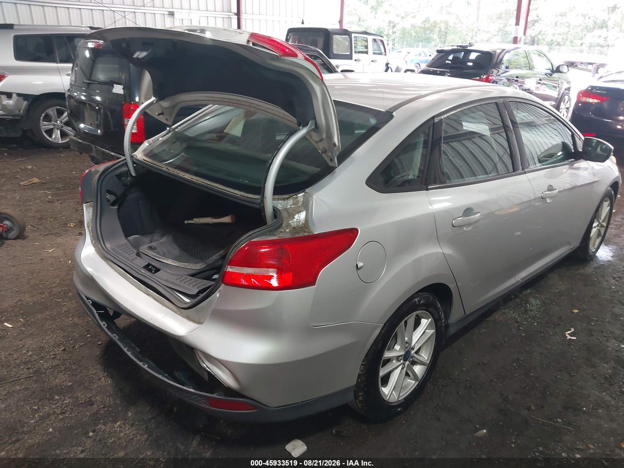 2016 FORD FOCUS SE · 4/11