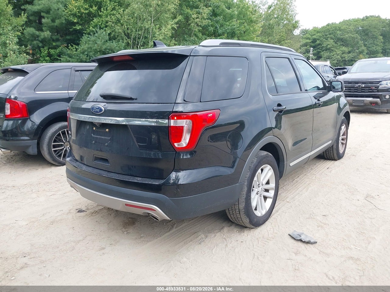 2017 FORD EXPLORER XLT · 4/11