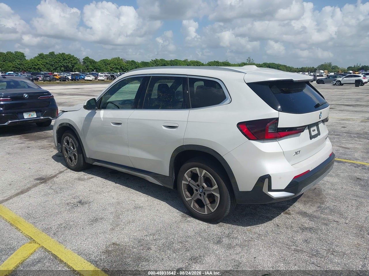 2025 BMW X1 XDRIVE28I · 3/11