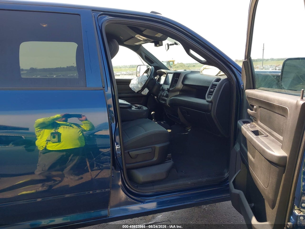 2022 RAM 2500 TRADESMAN  4X4 6'4 BOX · 5/11
