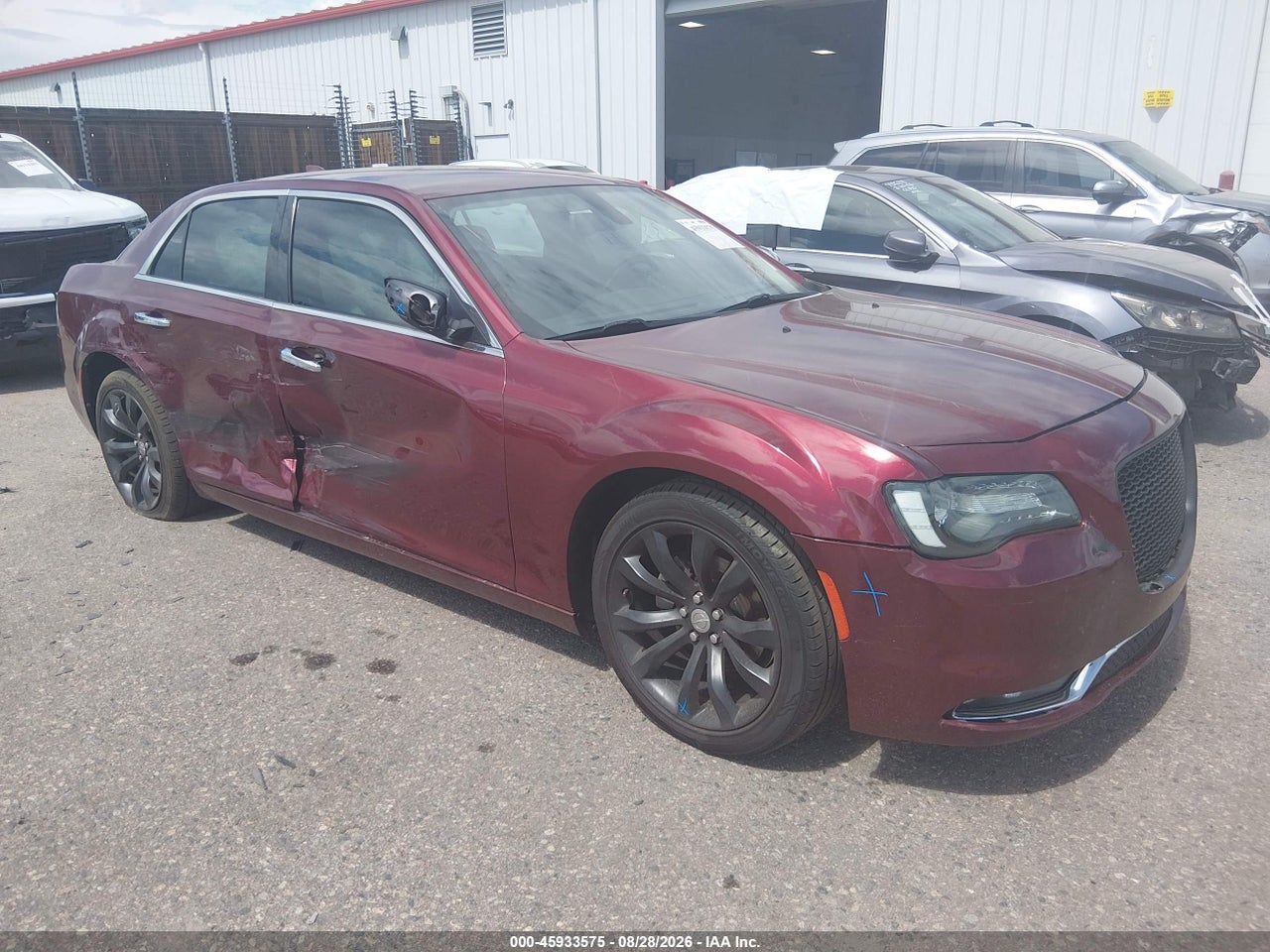 2C3CCAEG9JH****** · 2018 CHRYSLER 300 LIMITED