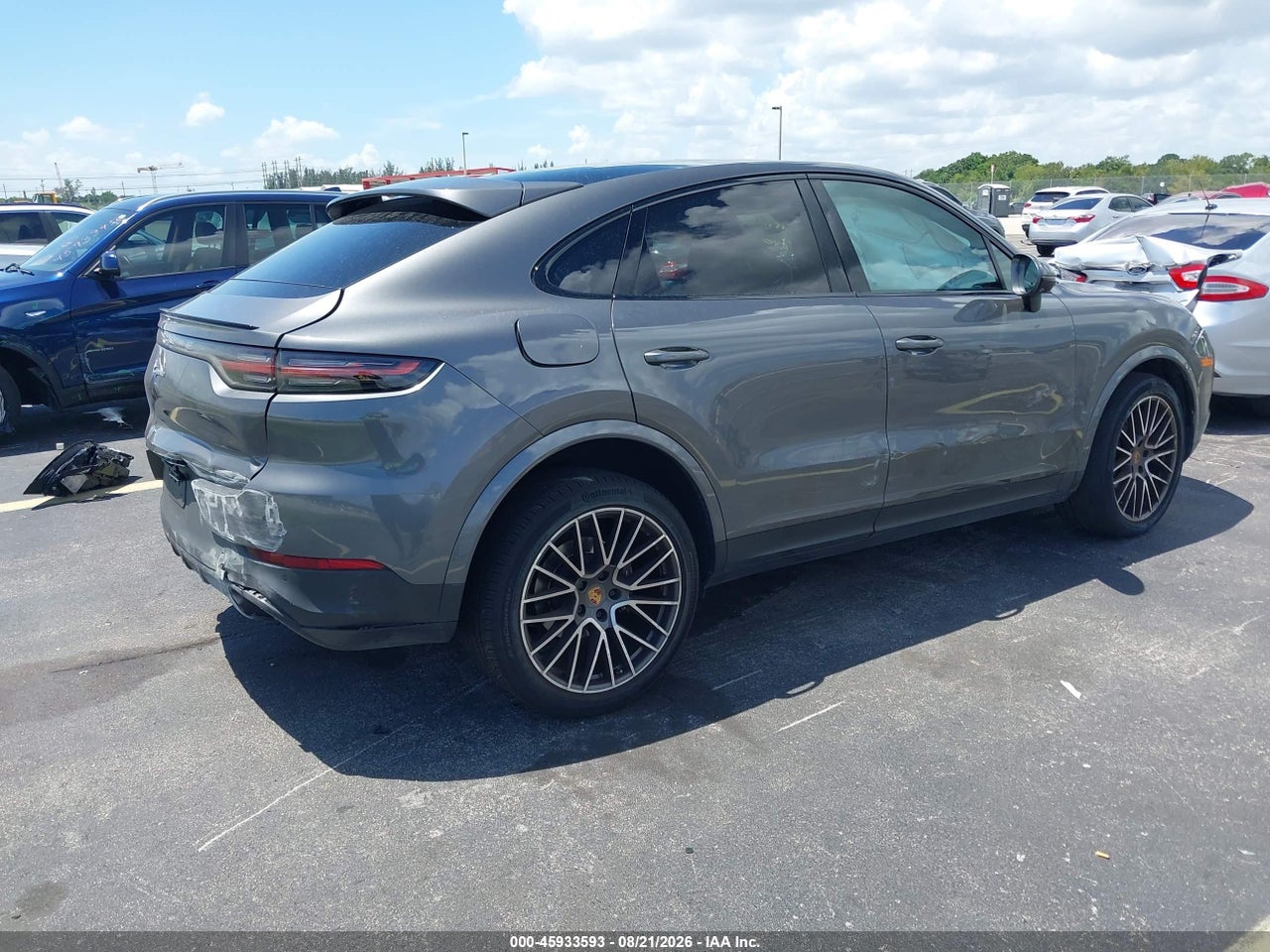 2023 PORSCHE CAYENNE COUPE PLATINUM EDITION · 4/11