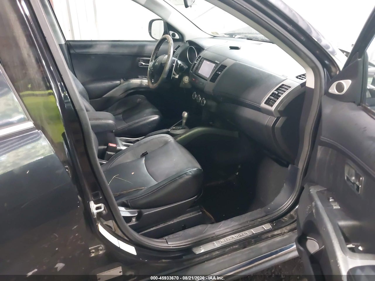 2011 MITSUBISHI OUTLANDER XLS · 5/11