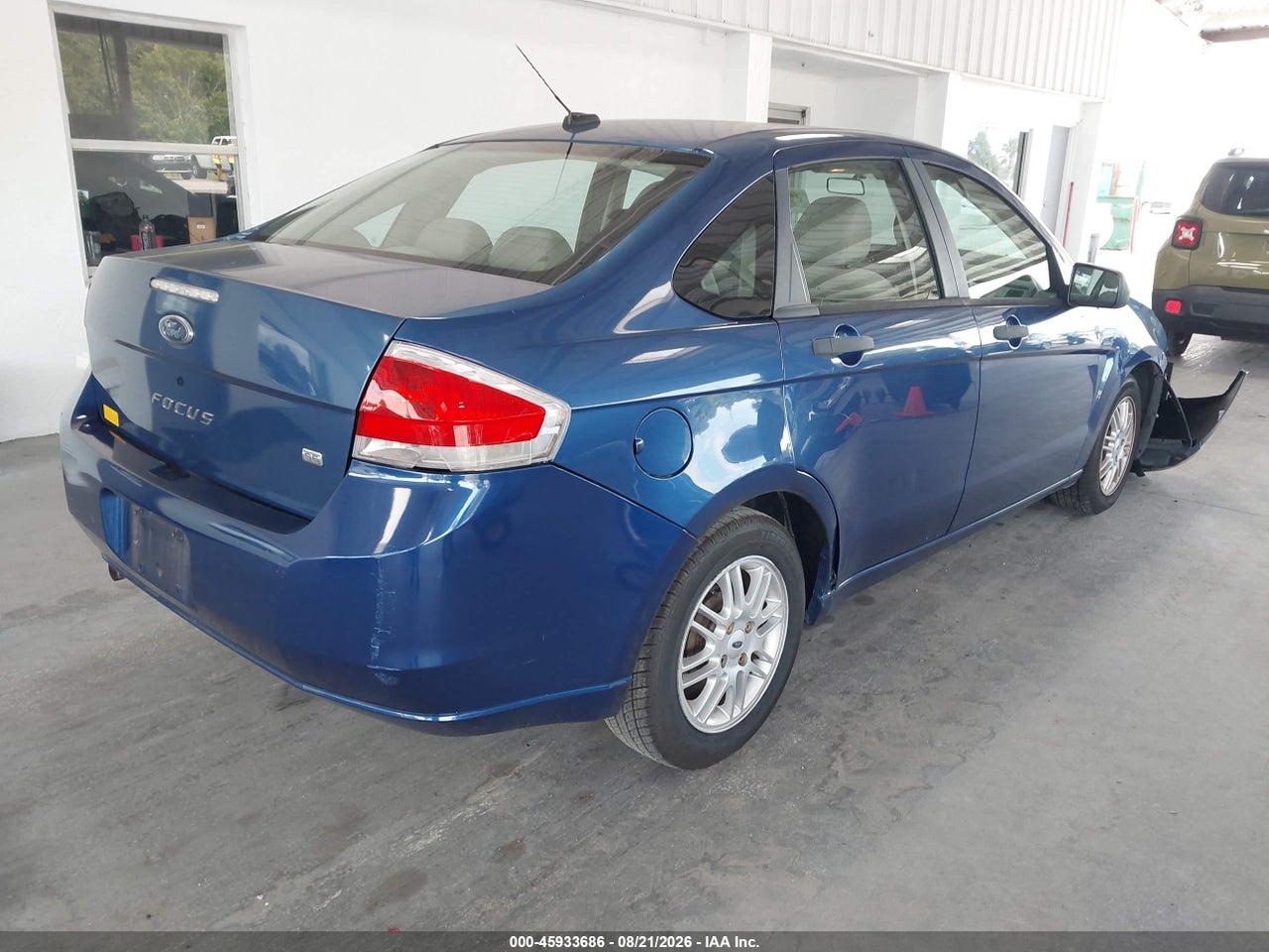 2009 FORD FOCUS SE · 4/11