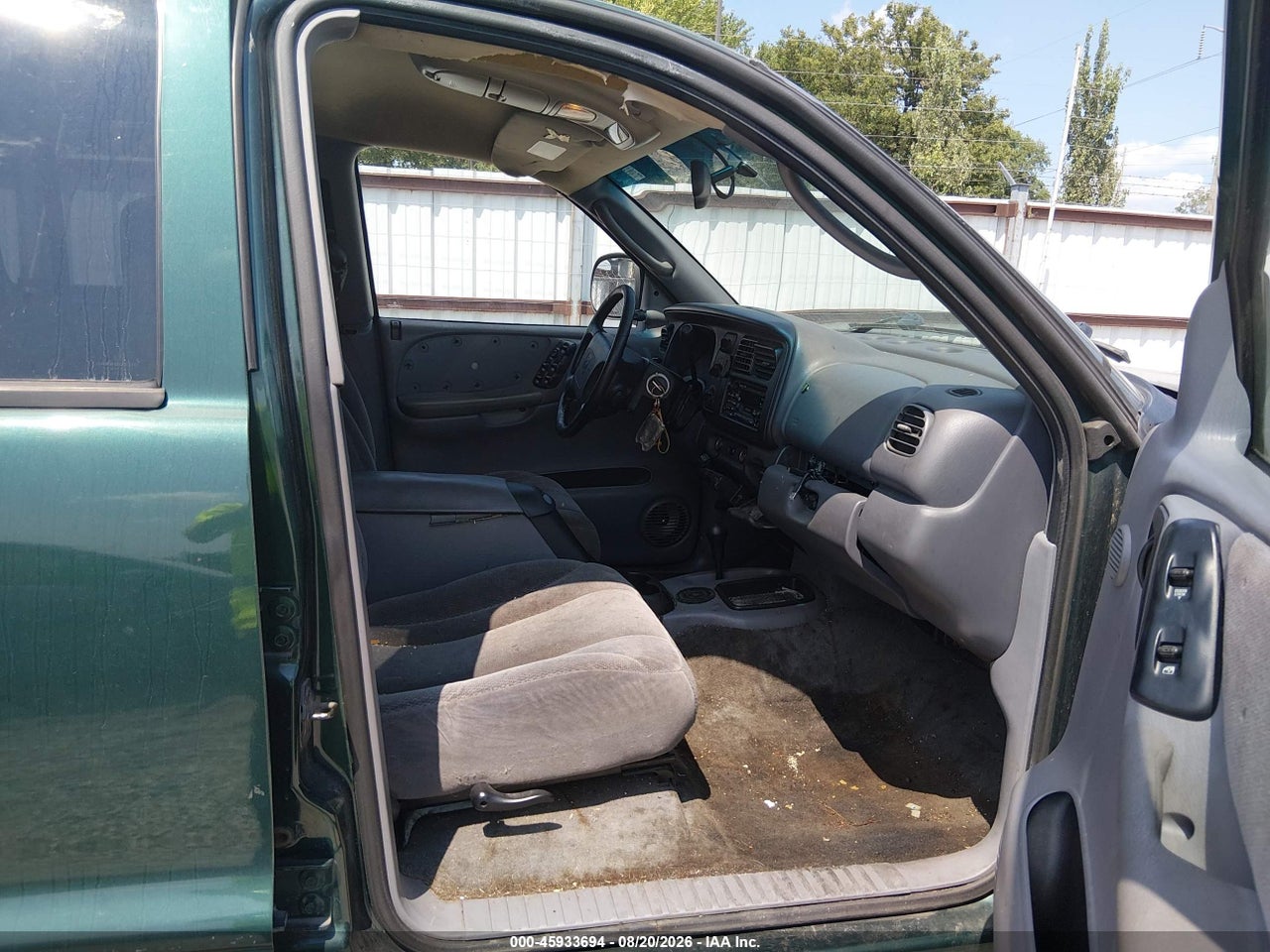 2000 DODGE DAKOTA SLT/SPORT · 5/11