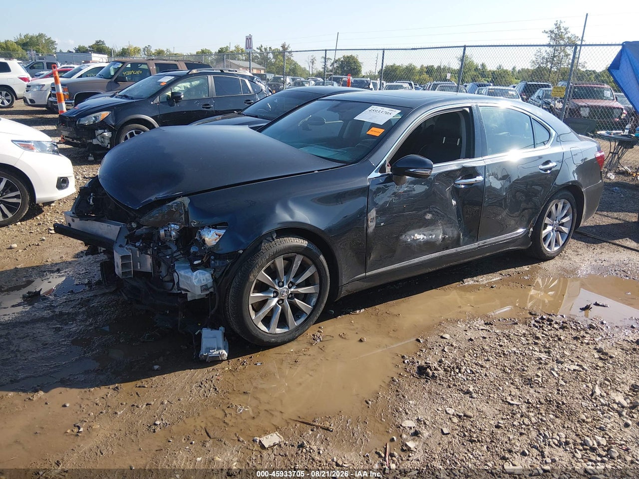 2011 LEXUS LS 460 · 2/11