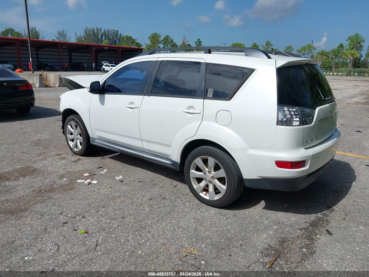 2010 MITSUBISHI OUTLANDER XLS · 3/11