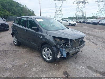 1FMCU0F75HU****** · 2017 FORD ESCAPE S
