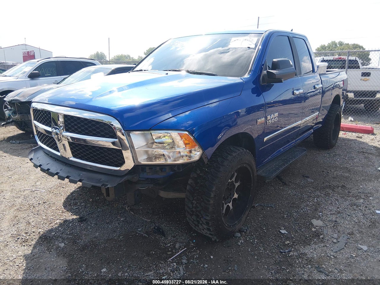 2018 RAM 1500 SLT  4X2 6'4 BOX · 2/11