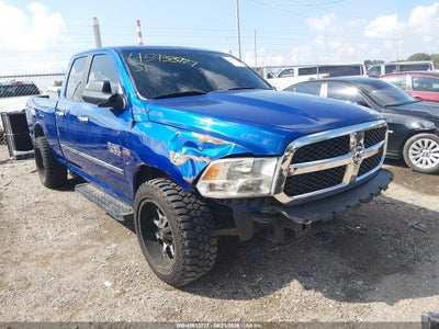 1C6RR6GT0JS****** · 2018 RAM 1500 SLT  4X2 6'4 BOX