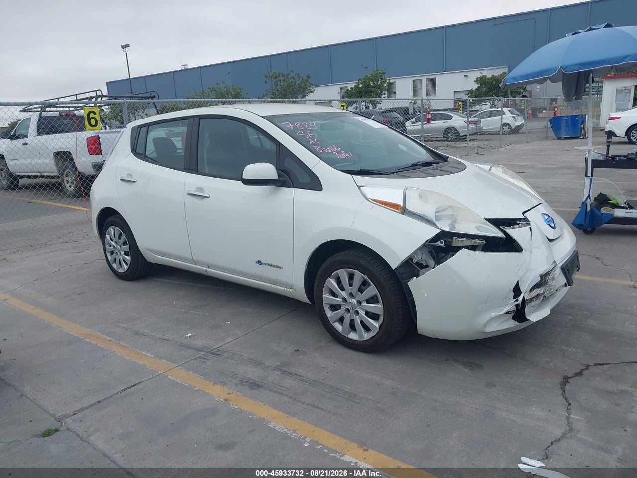 2013 NISSAN LEAF S