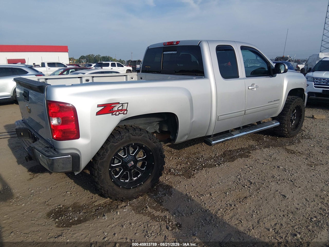 2013 CHEVROLET SILVERADO 1500 LTZ · 4/11