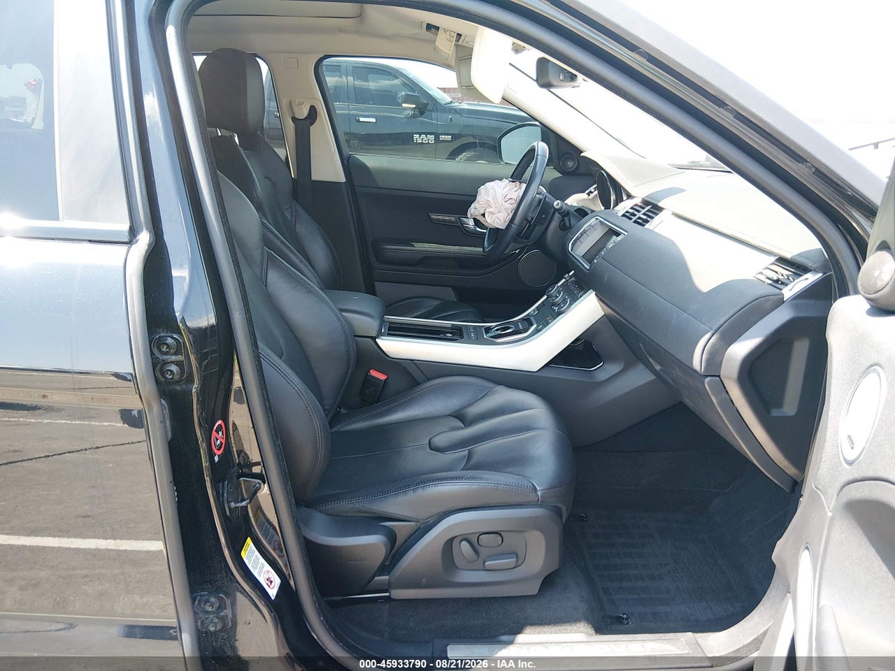 2015 LAND ROVER RANGE ROVER EVOQUE PURE · 5/11