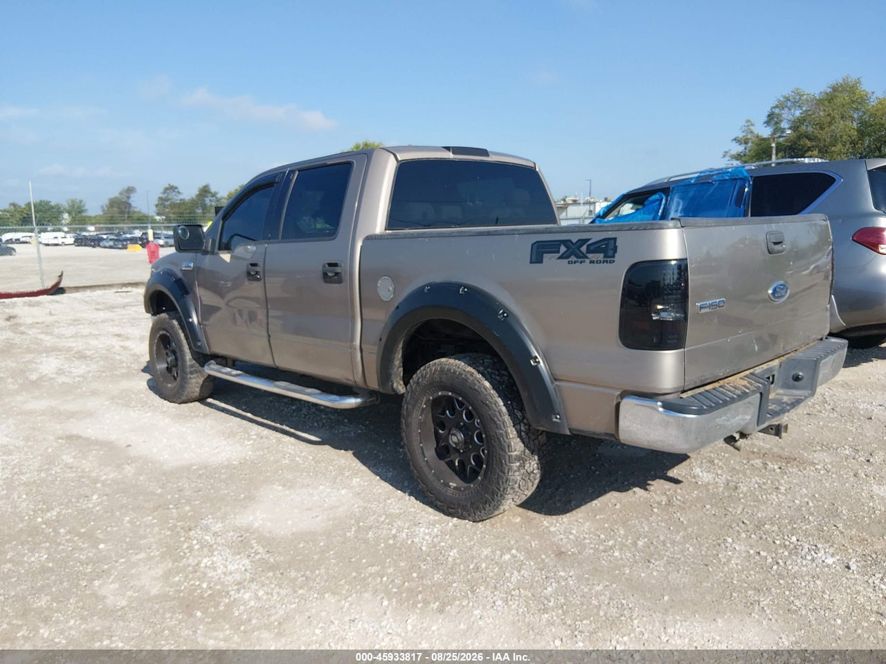 2004 FORD F-150 FX4/LARIAT/XLT · 3/6