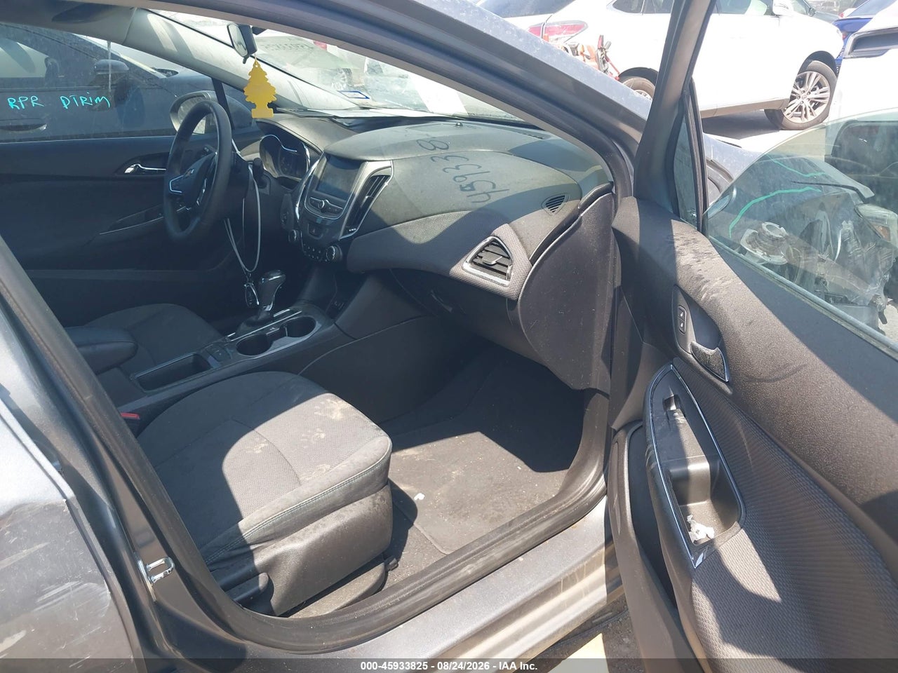 2019 CHEVROLET CRUZE LT · 5/11