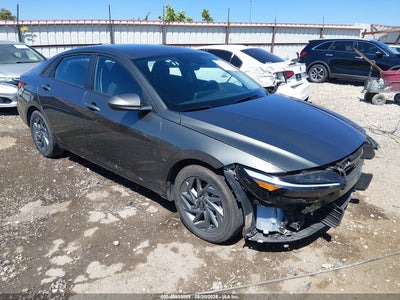 KMHLM4DG3RU****** · 2024 HYUNDAI ELANTRA SEL