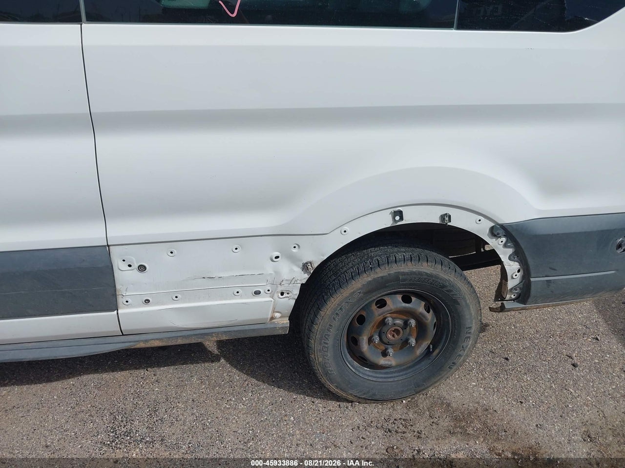 2015 FORD TRANSIT-350 XLT · 6/11