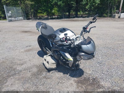 SMTP01ST5NT****** · 2022 TRIUMPH MOTORCYCLE SPEED TRIPLE 1200 RS