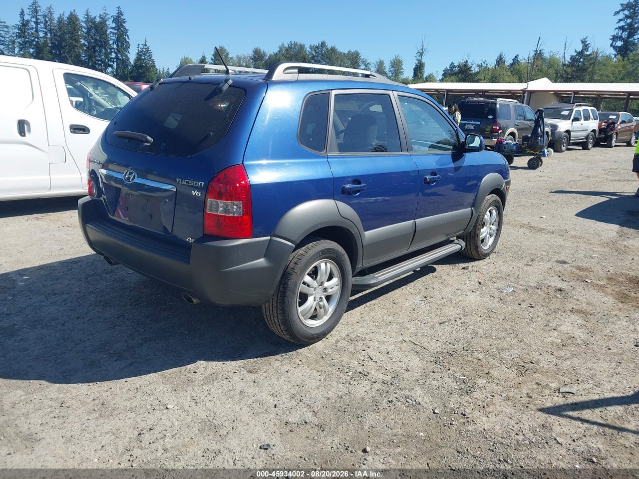 2008 HYUNDAI TUCSON LIMITED V6/SE · 4/11