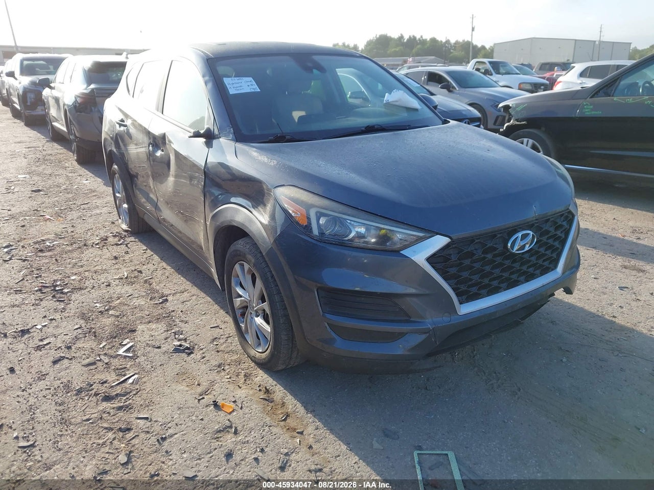 KM8J23A46KU****** · 2019 HYUNDAI TUCSON SE