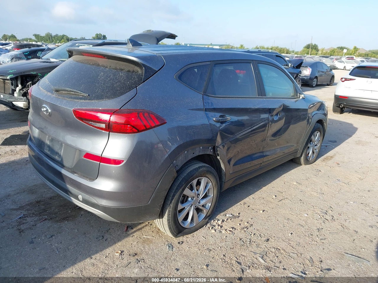 2019 HYUNDAI TUCSON SE · 4/11