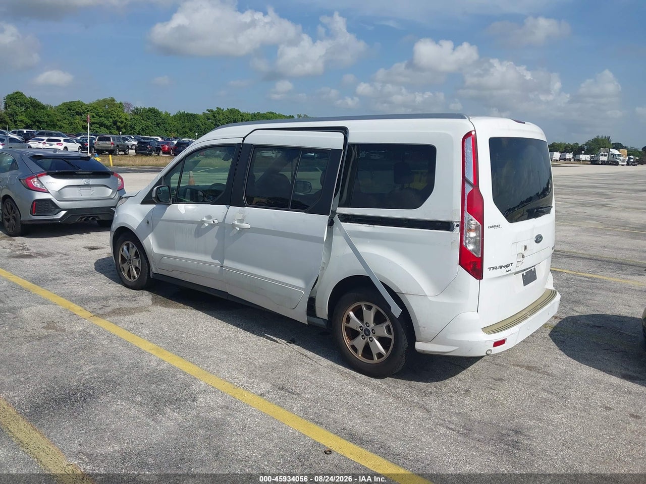 2016 FORD TRANSIT CONNECT TITANIUM · 3/11