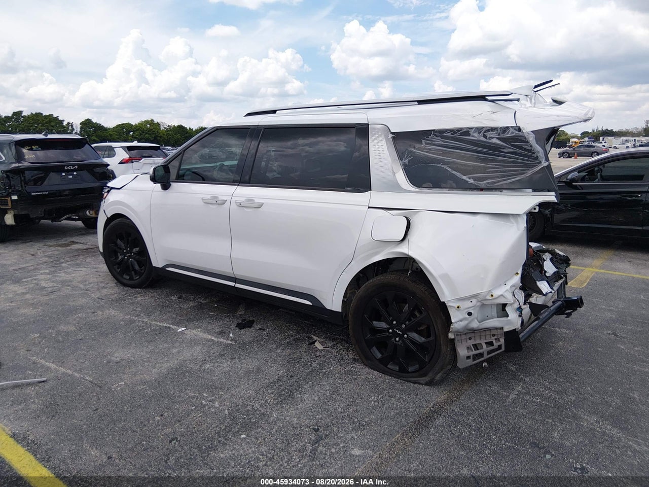 2023 KIA CARNIVAL MPV SX PRESTIGE · 3/10