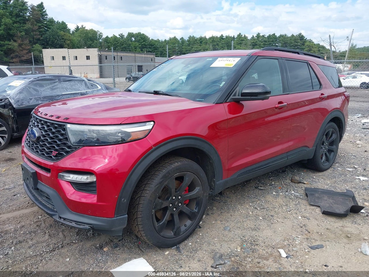 2021 FORD EXPLORER ST · 2/3