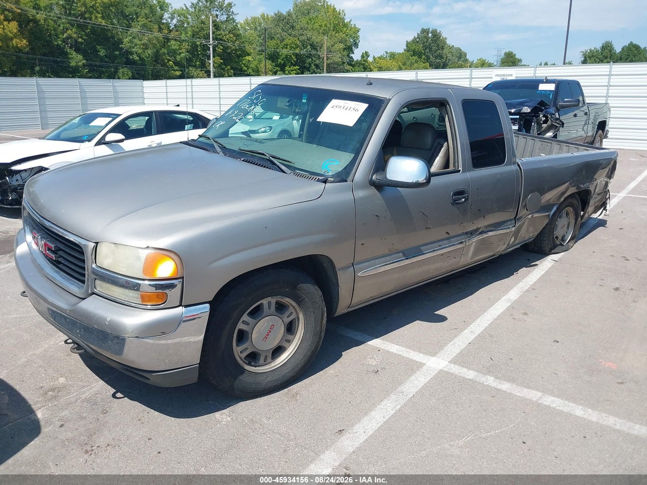 2002 GMC SIERRA 1500 SL · 2/11